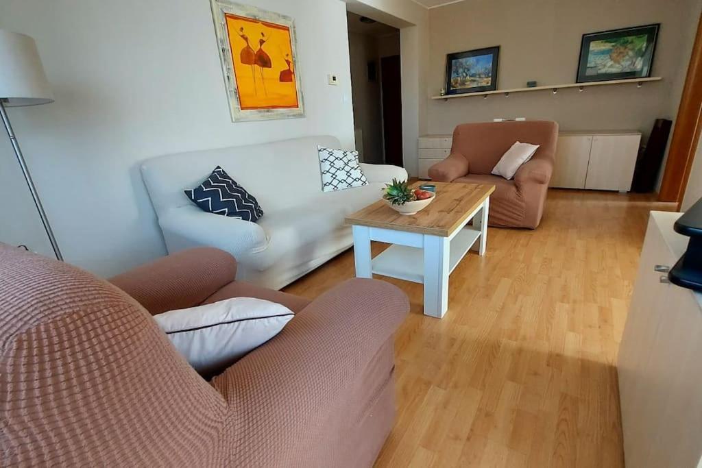 Apartman Ana Pula - Calm, Free Parking, Close To Center Zewnętrze zdjęcie